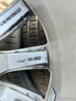AUDI A4 B8 Alu disky 8Jx17 včetně pneu 245/45x17 - 15