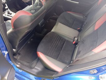Prodám Subaru WRX STi 2017 2.5 Turbo, 300 HP - 15