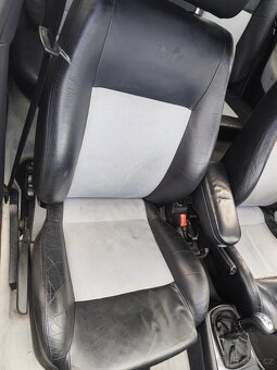 Octavia 1.8t 132kw rs manuál - 15