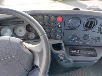Iveco Daily 50C13v v papírech sníženo na 3,5tuny 6 místné - 15