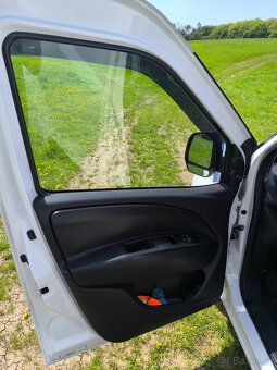 Opel Combo 1,6 cdti - 15