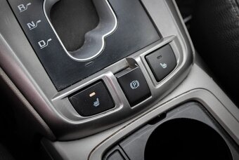 Chevrolet Captiva - 15