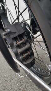 Triumph Bonneville 900 ,2007 - 15