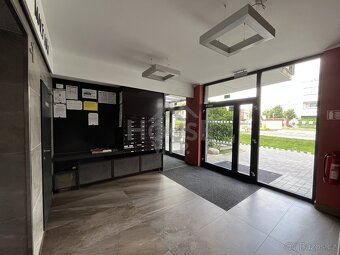 Prodej bytu 1+kk/B, 34 m2 - Praha 10, ev.č. 00803 - 15