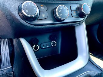Kia Ceed 1.6 Benzín + nová LPG nádrž - 15