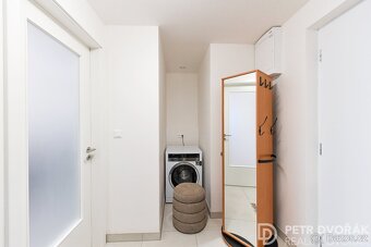 Prodej bytu 2+kk 40 m², Počernická, Praha - Strašnice - 15