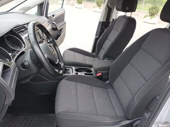 Volkswagen Touran 1,2 Tsi,81kw,SERVISKA,VÝHŘEV - 15
