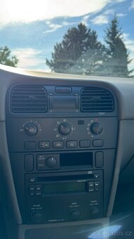 Volvo V40 1.9D - 15