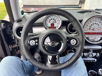 Mini Cooper 1.6 88KW,XENONY,KLIMA,KůŽE,ESP - 15