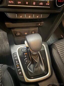Kia Cee´d SW, SW TOP 1,5 T-GDI AUT + TAŽNÉ - 15