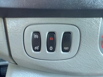 RENAULT TRAFIC 2.0DCI 84KW LONG 2X ŠOUPAČKY R.V.2012 - 15