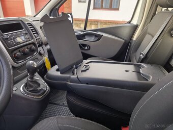 RENAULT TRAFIC 1.6 89kW ROK 2017 - 15