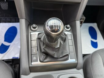VW AMAROK 2,0 TDI 120 KW 4x4 - TOP STAV, TOP KM, TAŽNÉ - 15