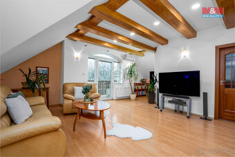 Prodej rodinného domu, 439 m², Chýně, ul. Dlouhá - 15