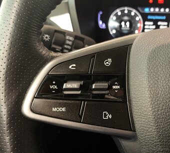 SsangYong Korando 1,5 T-GDi 120kW, ČR, 1.MAJ - 15
