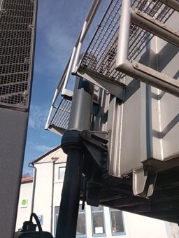 Prodám Iveco 450 sklápěč na obilí - 15