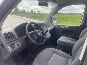 Volkswagen Multivan 2.5TDi 7 míst - 15