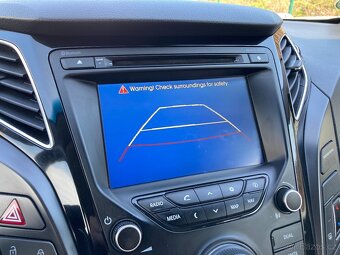 Hyundai i40, 1,7CRDi/100kW Automat ČR - 15