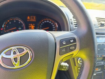 Prodám Toyota Avensis 2,0 D 93KW r.v. 2011 - 15