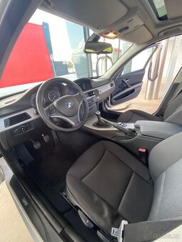 BMW E90 330xi • 2007 • 3.0i 200 kW • xDrive - 15