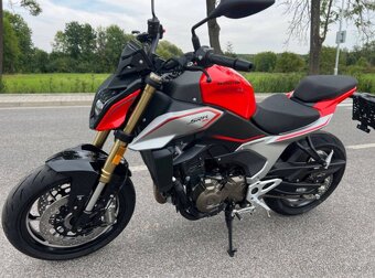 Prodám QJ MOTOR SRK 600 41,2/35 KW - 15