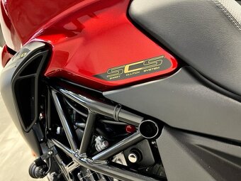 MV Agusta Turismo Veloce Lusso SCS zaruka do 2026 - 15