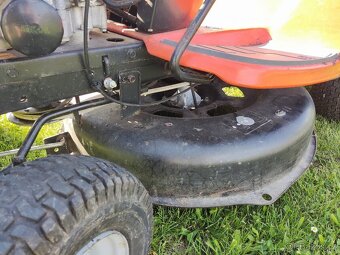 Zahradní Traktor Husqvarna - 15