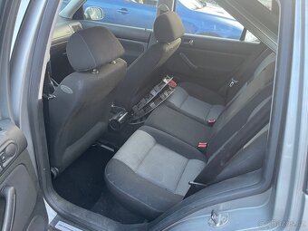 Golf 1.9 TDI na přihlášení - 15