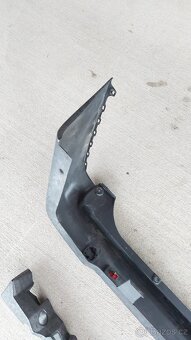 Nissan NV200 : Nárazník zadní - 15