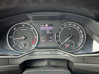 Škoda Superb 1.6 TDI 88 kw , STYLE , SERVISOVÁN , GREENLINE - 15