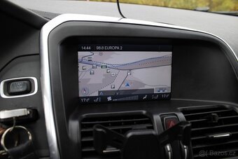 Volvo XC60 T-6 AWD R-Design Geartronic 224kW - 15