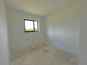 Prodej nízkoenergetického zděného rodinného domu 4+kk - 91m² - 15