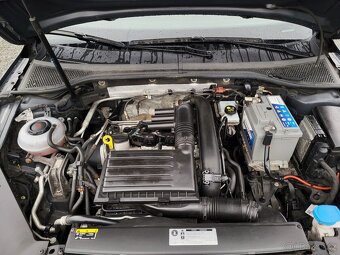 VW Passat SEDAN 1.4 TSI 110kW COMFORTLINE - ČR - 15