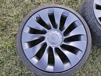 20" letní kola Überturbine Tesla model 3 - 15