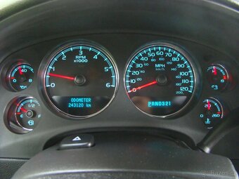 Chevrolet Avalanche 5.3i V8 4x4 - 15