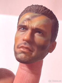 Alan Dutch (Schwarzenegger) Predator 1/6 figurka - 15