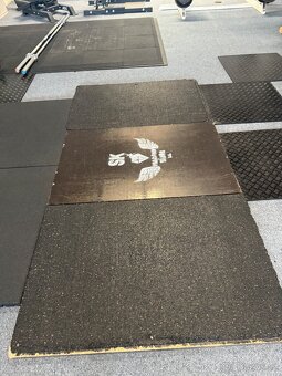 Fitness stroje a platformy - 15