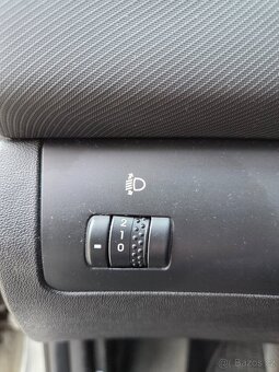Kia Ceed kombi 1.4 80 kW LPG - 15