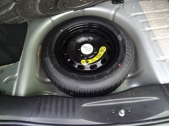 Ford Fusion, 1.4i 16v 59W klima, 2 sady kol, velice pěkný - 15