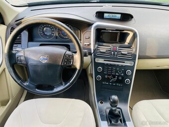 Volvo XC60 2.4D 5VÁLEC 4x4 120KW MANUÁL BEZ KOROZE - 15