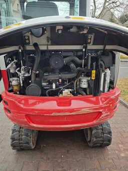 Minibagr Takeuchi TB230 - 15