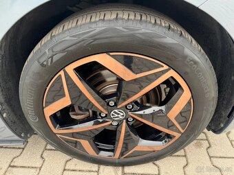Volkswagen ID.3 150kw,matrix,head-up,tepelko,kamera,masáže - 15