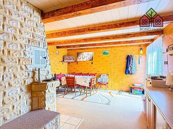 Chata, OV, dispozice 4+kk, plocha 90 m2, zahrada 581 m2, per - 15