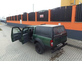 Nissan Navara 2.5 TD Double-Cab 4x4 tažné 3t - 15