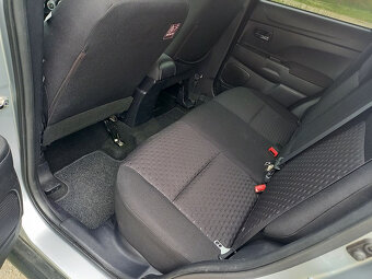 Mitsubishi ASX  1,8DiD 4x4+klima+alu.kola - 15