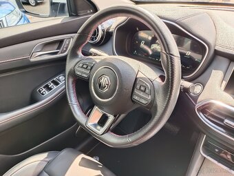 MG EHS PHEV Comfort 1.5 190kW AUT. 27tkm Virtual Kamera ACC - 15