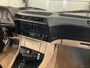 BMW 732i E23 - 15