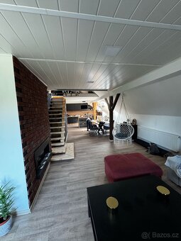 Pronájem 3kk podkroví,balkon, ul. Chomutovská 457, Klášterec - 15