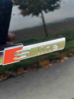 Audi A4 2,0 TDi automat S-LINE - 15
