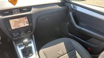 Škoda Octavia III 1.6 CRTDI GreenTec ComNAVI - 15